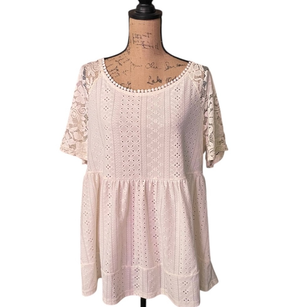 BloomChic Cream Relaxed Ruffled Tunic